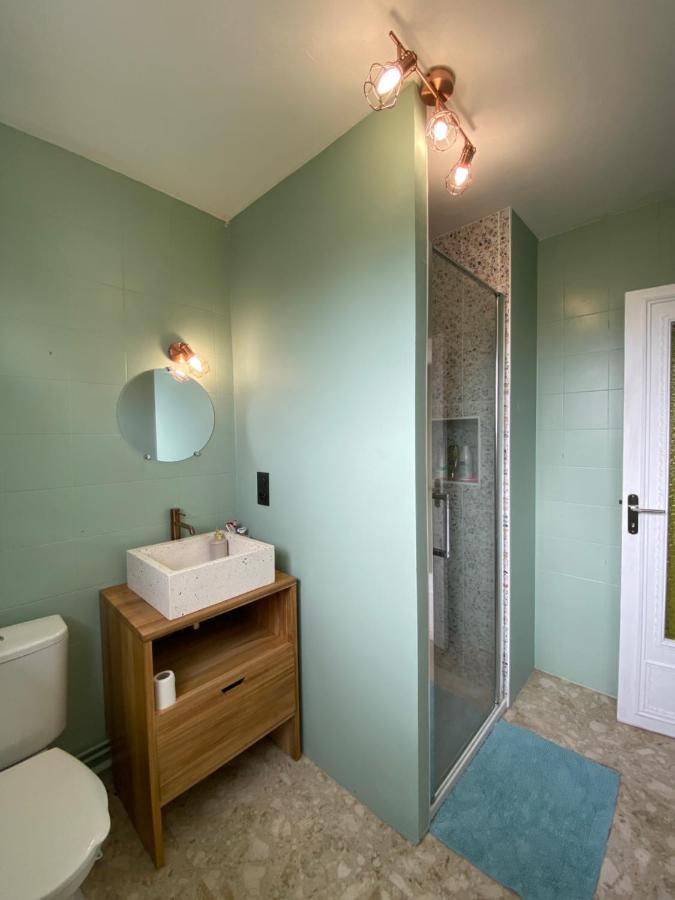 Maison spacieuse et autonome au centre-ville de Tournus Extérieur photo